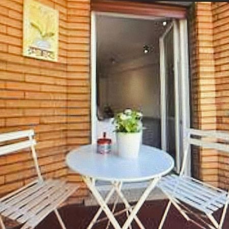 Forty1 Apartment Near Metro Cipro 로마 외부 사진