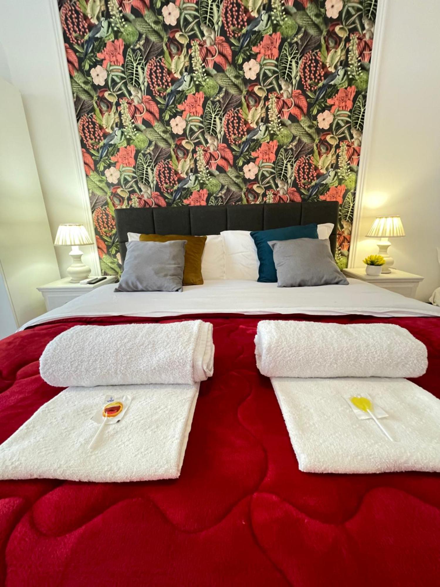 Forty1 Apartment Near Metro Cipro 로마 외부 사진