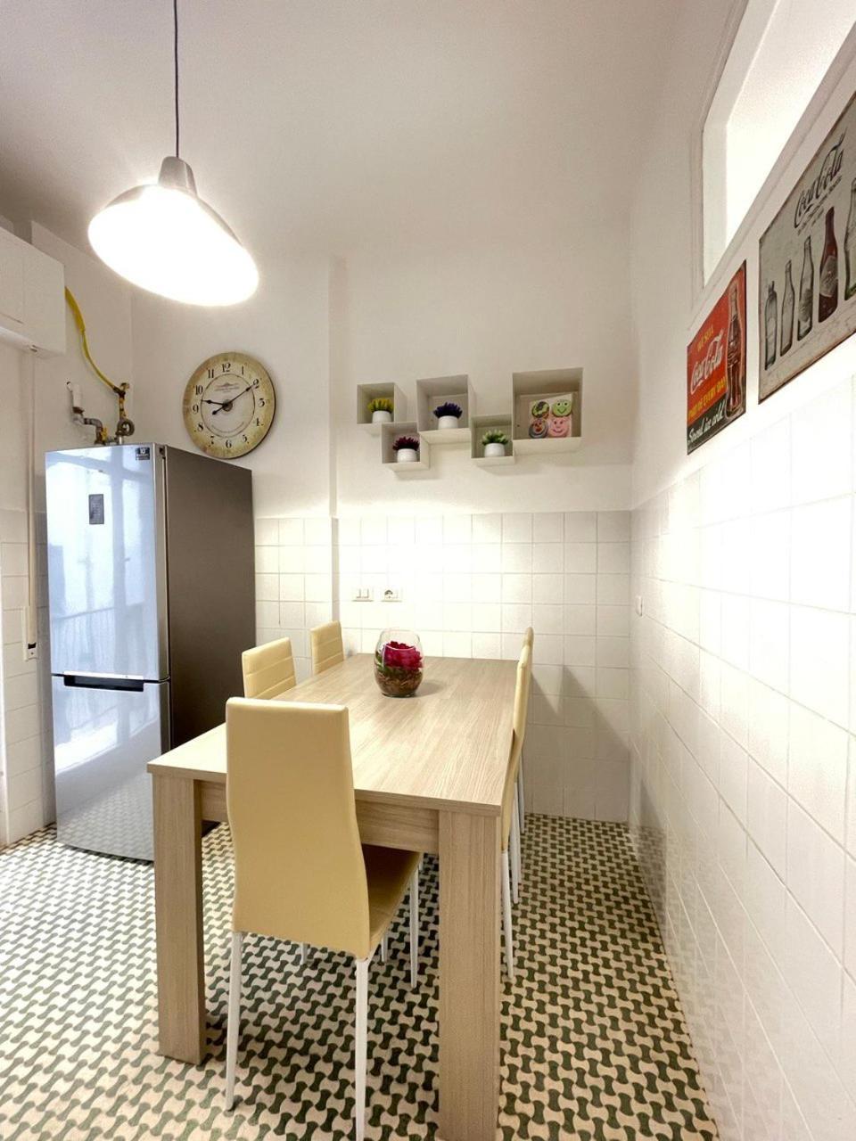 Forty1 Apartment Near Metro Cipro 로마 외부 사진
